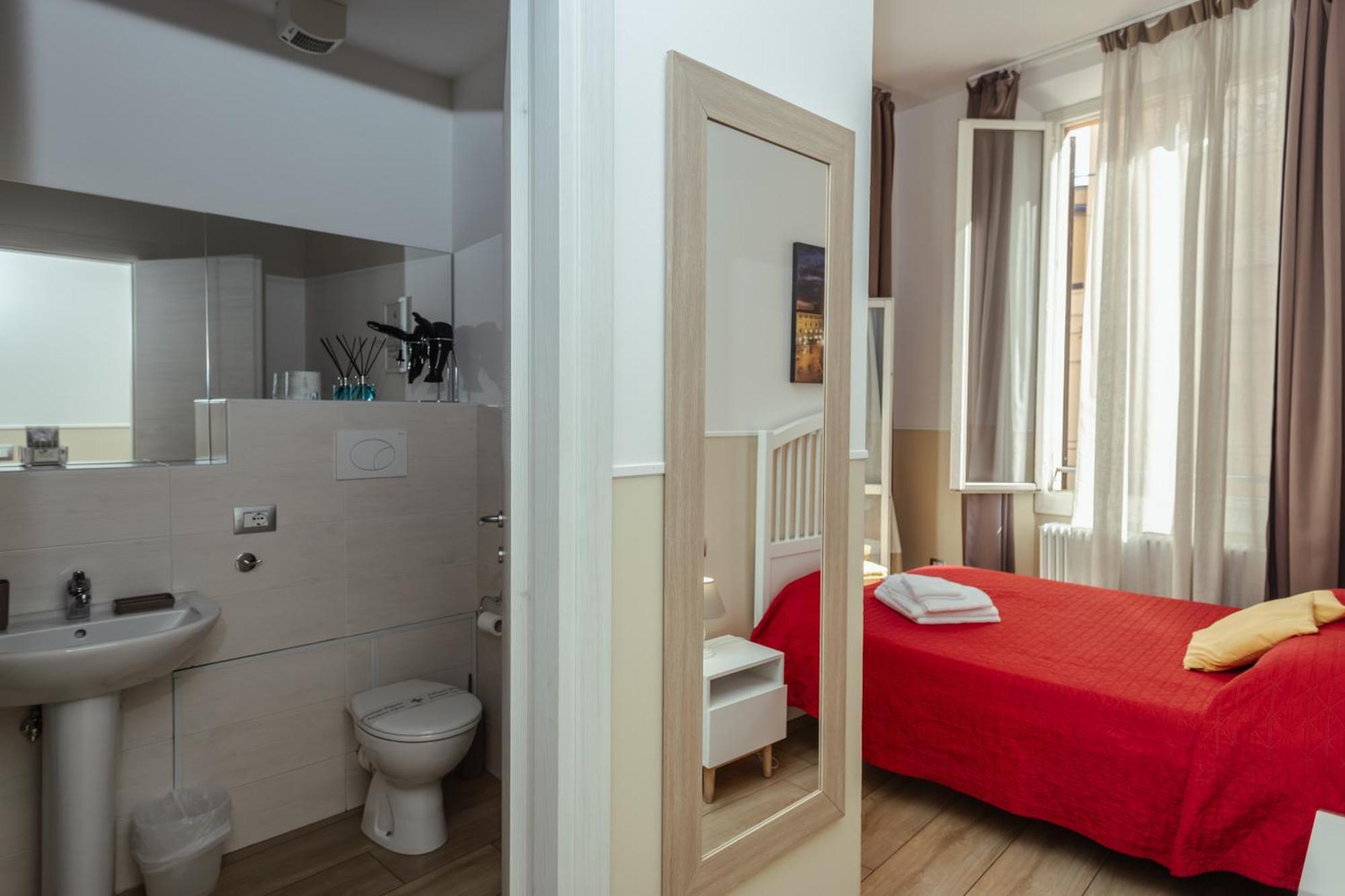Il Tiro Rooms Bologna Exterior photo